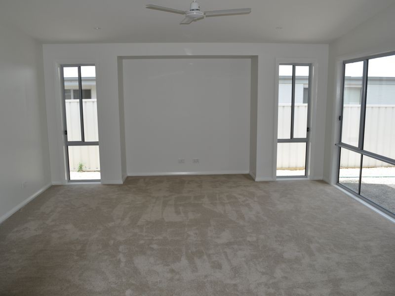 58 Admiralty Drive, Safety Beach NSW 2456