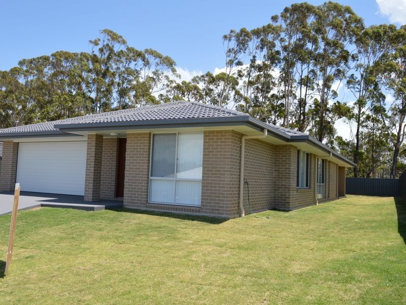 5 Humpback Crescent, Safety Beach NSW 2456