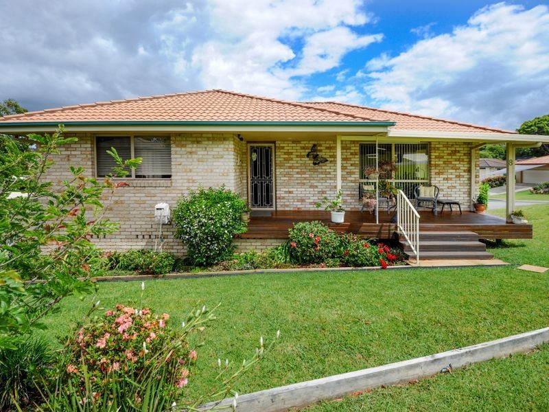8 McIntosh Crescent, Woolgoolga NSW 2456