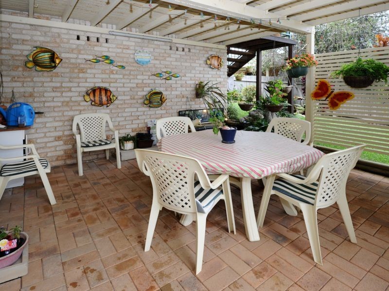 8 McIntosh Crescent, Woolgoolga NSW 2456