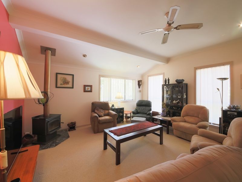 7 Palmer Road, Woolgoolga NSW 2456