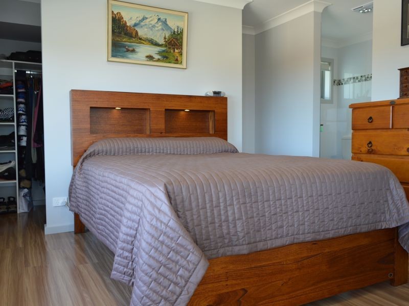 7 Houlahan Close, Woolgoolga NSW 2456