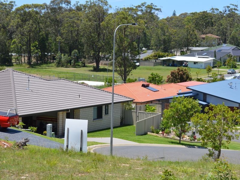 5 Ensign Cove, Safety Beach NSW 2456