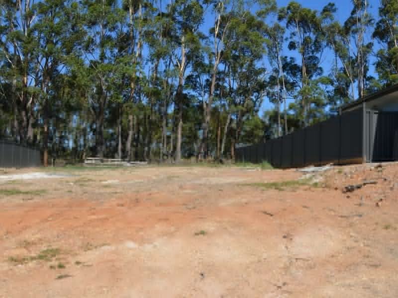 1 Humpback Crescent, Safety Beach NSW 2456
