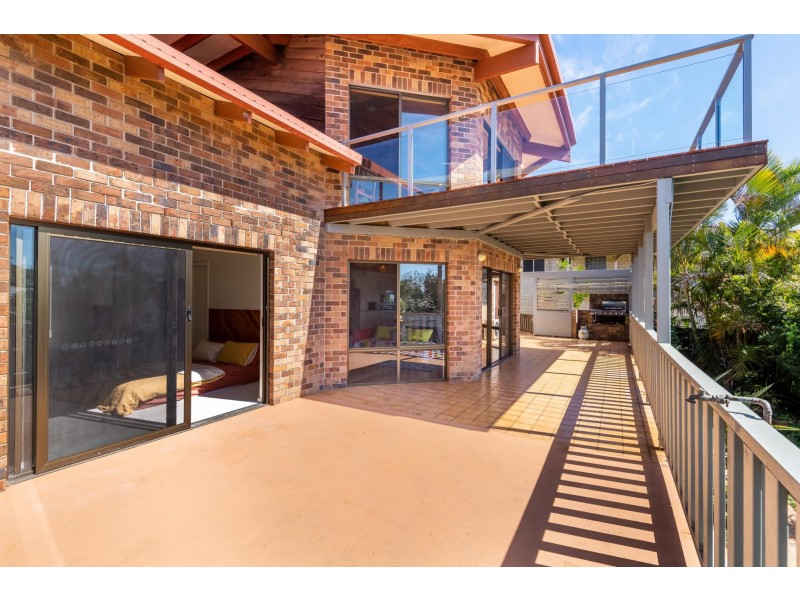 13 Ocean View Crescent, Emerald Beach NSW 2456