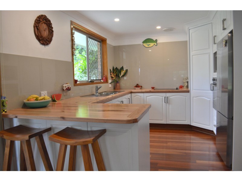 1 Kim Close, Woolgoolga NSW 2456