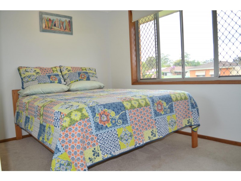 1 Kim Close, Woolgoolga NSW 2456