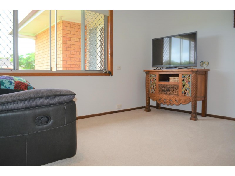 1 Kim Close, Woolgoolga NSW 2456