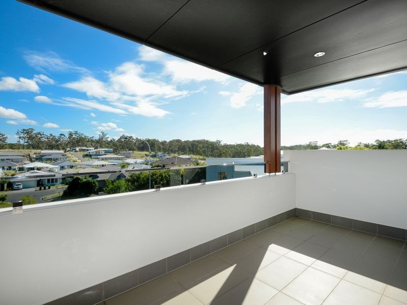 7 Outrigger Place, Safety Beach NSW 2456