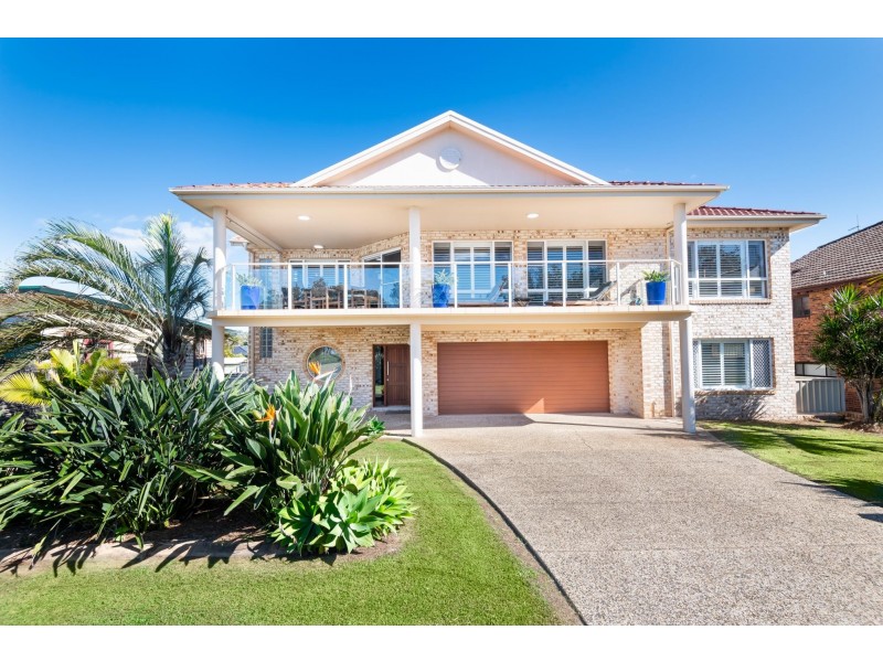 6 Hofmeier Close, Woolgoolga NSW 2456