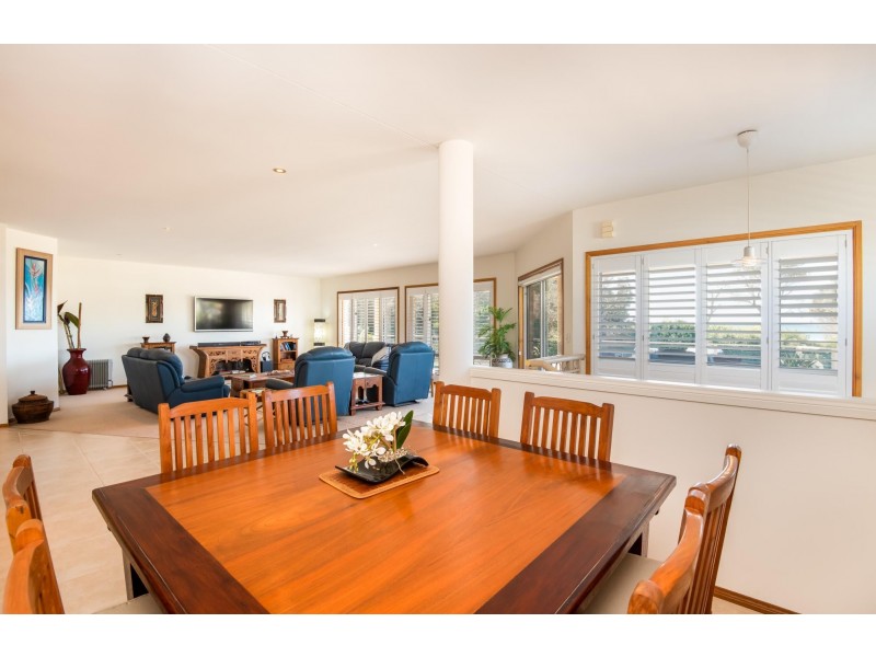 6 Hofmeier Close, Woolgoolga NSW 2456