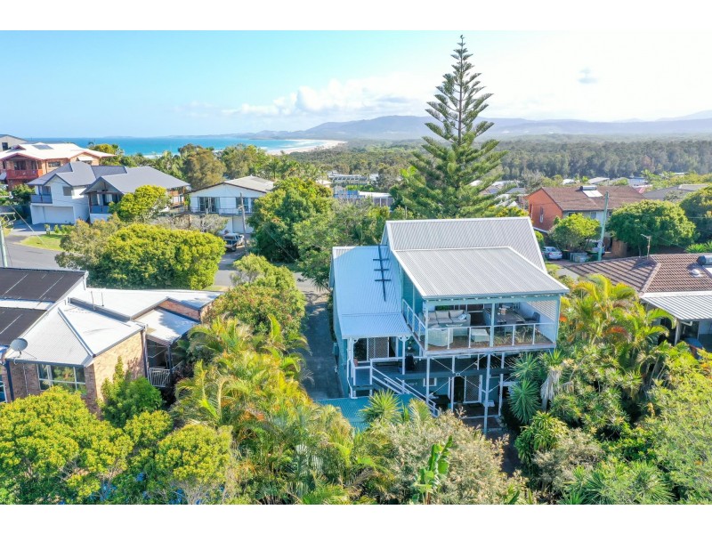 41 Dammerel crescent, Emerald Beach NSW 2456