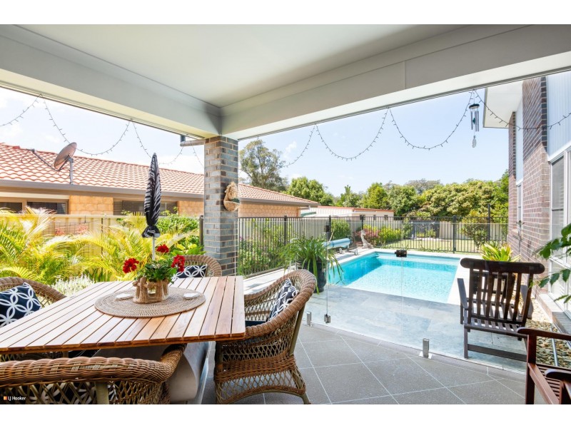 68 Admiralty Drive, Safety Beach NSW 2456