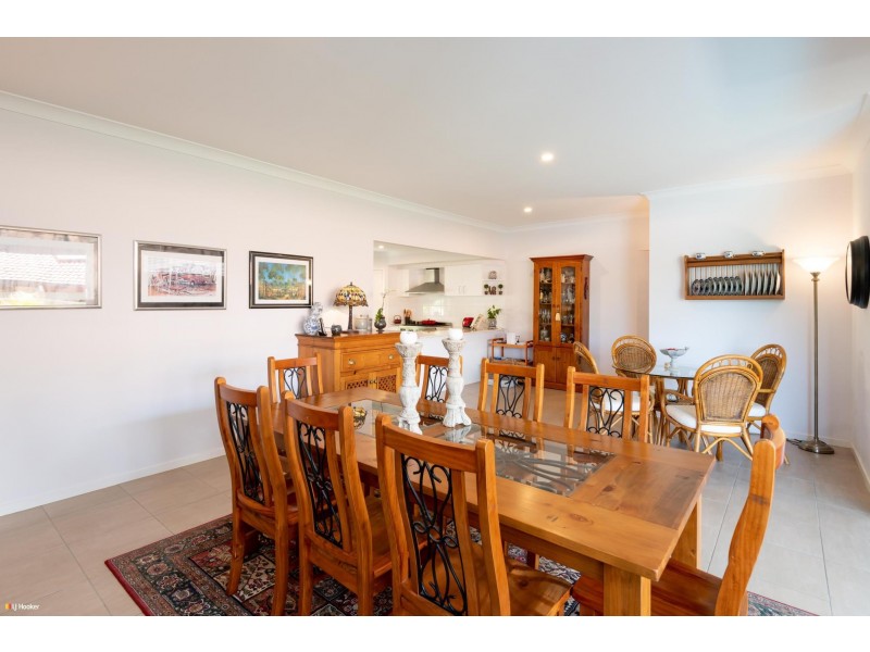 68 Admiralty Drive, Safety Beach NSW 2456