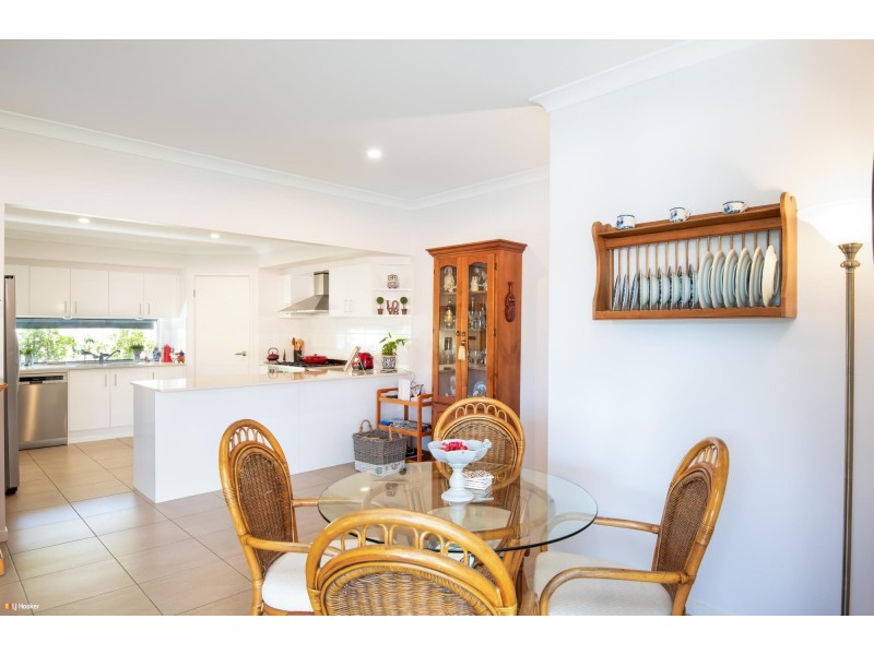 68 Admiralty Drive, Safety Beach NSW 2456