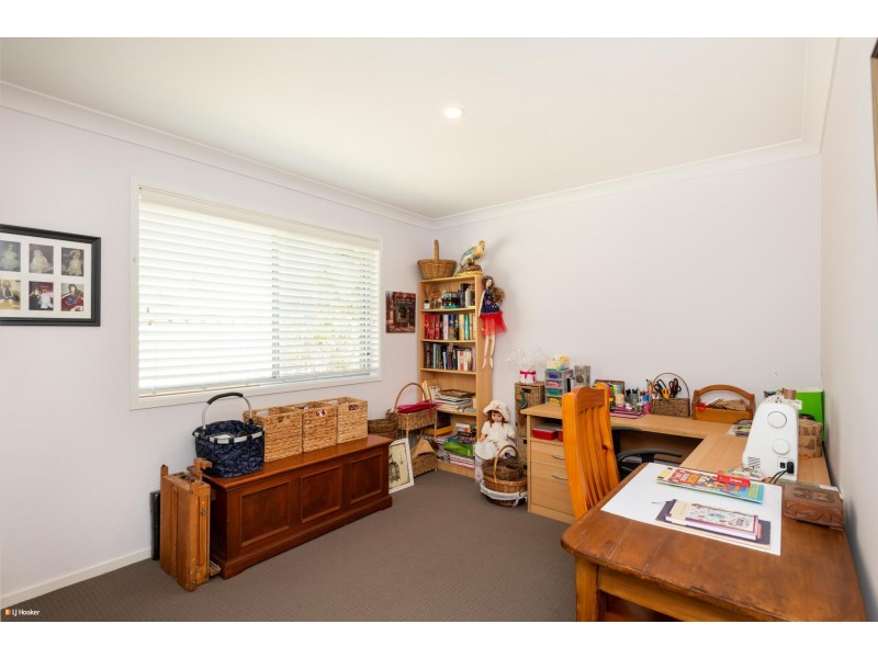 68 Admiralty Drive, Safety Beach NSW 2456