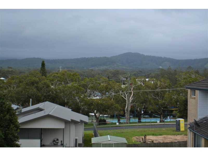 5/41-43 Market Street, Woolgoolga NSW 2456