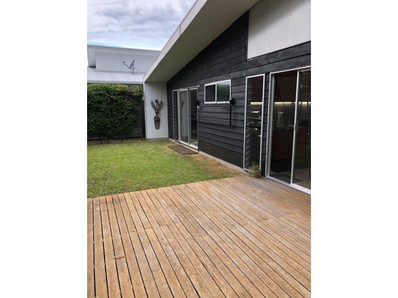 92 Bluff Road, Emerald Beach NSW 2456