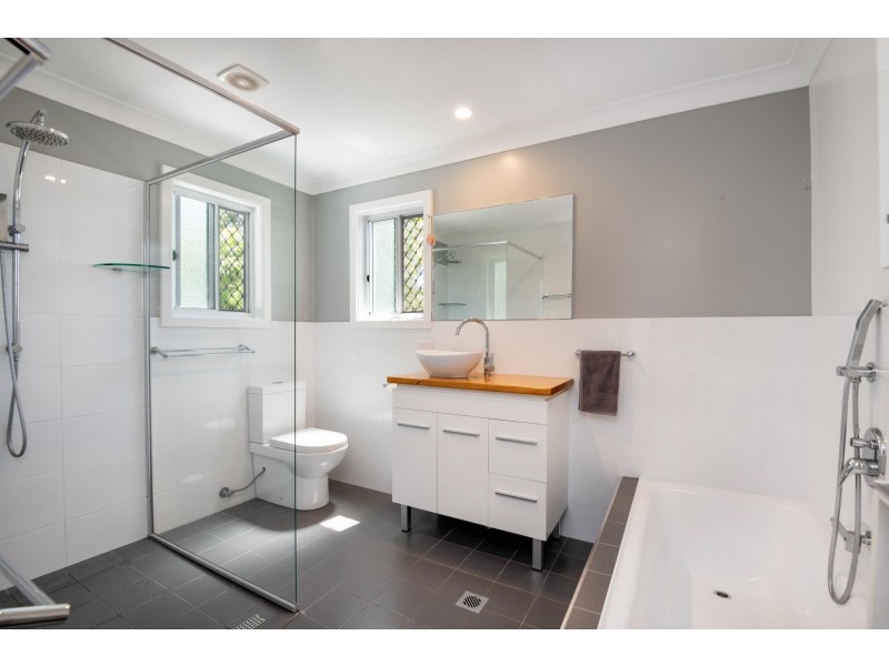 41 Ocean View Road, Arrawarra Headland NSW 2456