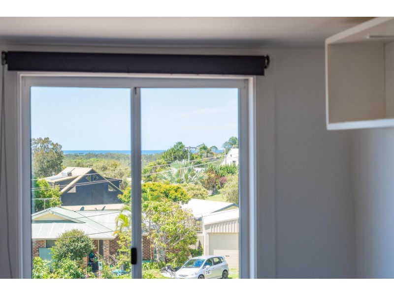 41 Ocean View Road, Arrawarra Headland NSW 2456