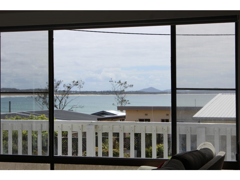 15 First Avenue, Arrawarra Headland NSW 2456