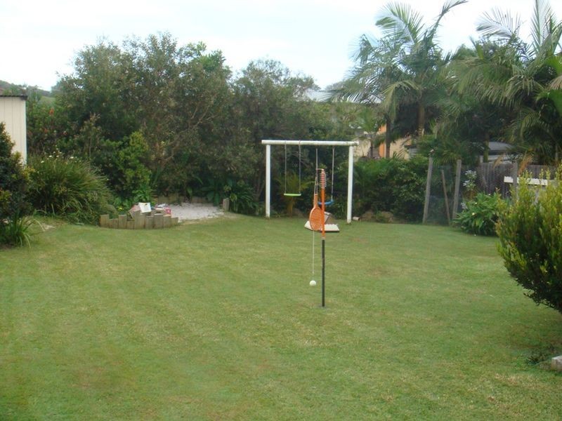 7 Nelson Street, Nana Glen NSW 2450