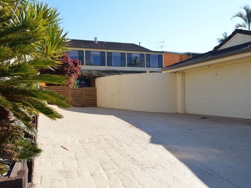 60 Bluegum Avenue, Sandy Beach NSW 2456