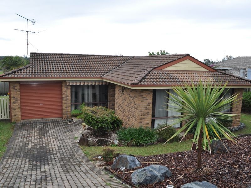 27 Barnes Street, Woolgoolga NSW 2456