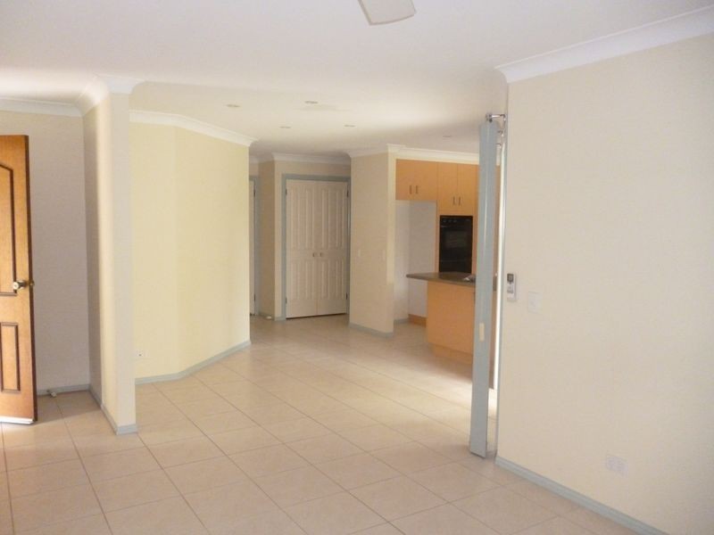2 Marlin Close, Emerald Beach NSW 2456