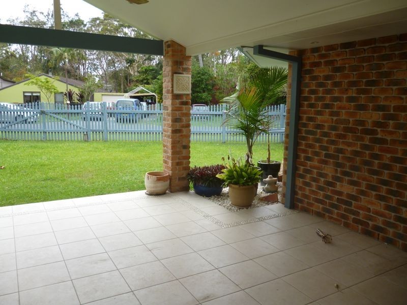 2 Marlin Close, Emerald Beach NSW 2456