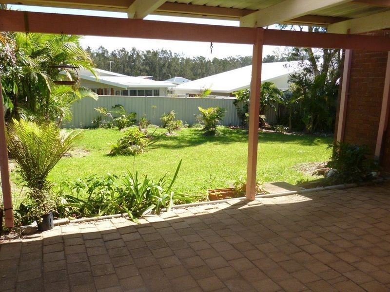 54 Bluff Road, Emerald Beach NSW 2456