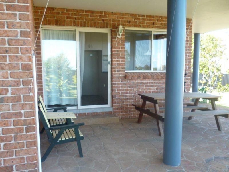 1/1 Emerald Heights Drive, Emerald Beach NSW 2456