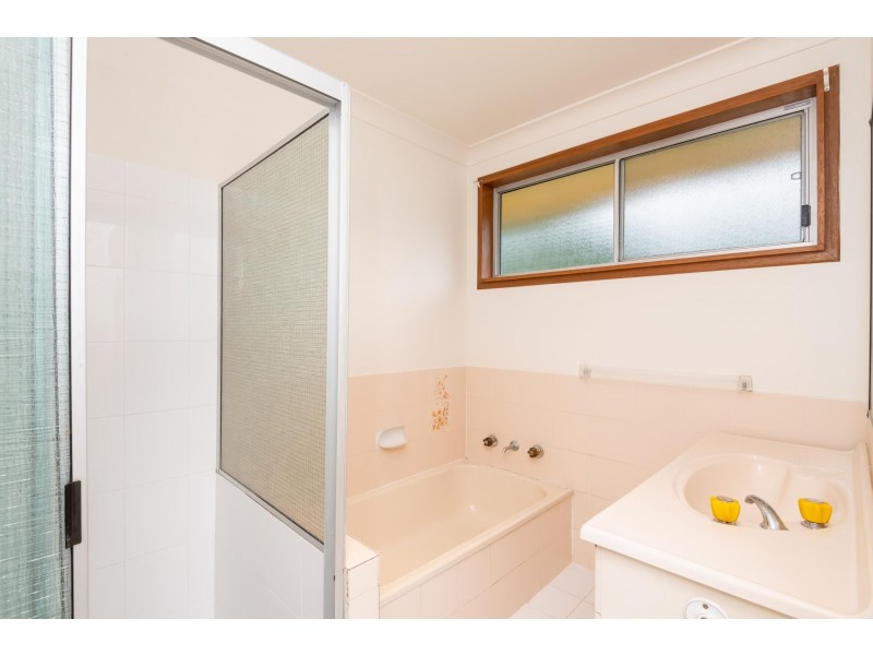 9 Gresham Drive, Woolgoolga NSW 2456