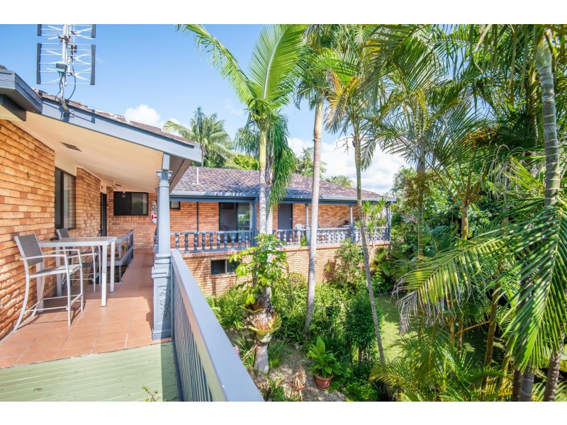 7 Leplaw Close, Safety Beach NSW 2456