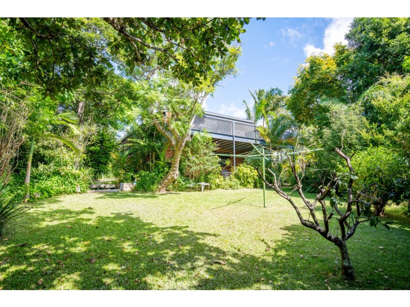 7 Leplaw Close, Safety Beach NSW 2456