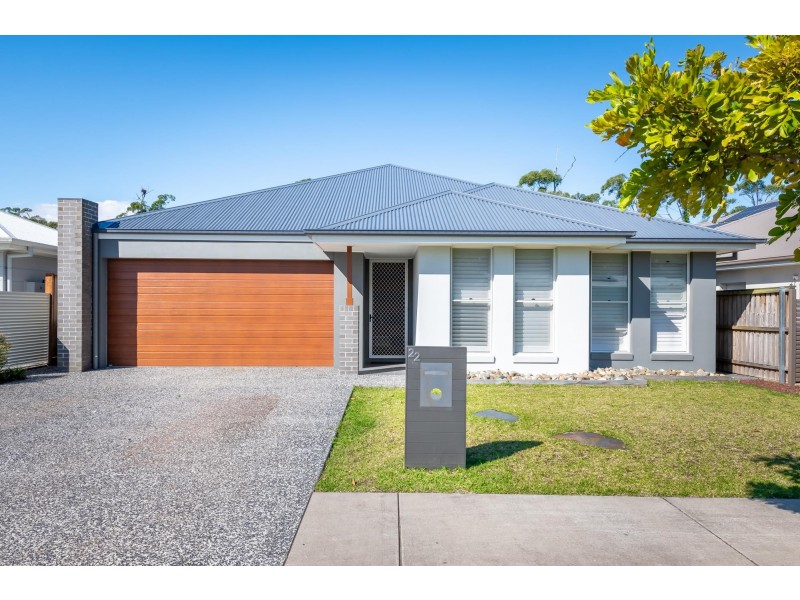 22 Red Gum Circuit, Sapphire Beach NSW 2450