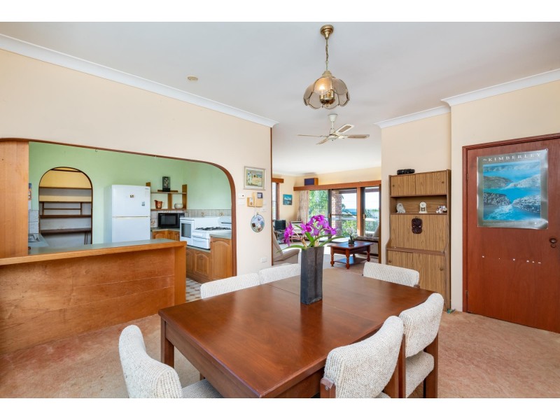 70 Blue Gum Avenue, Sandy Beach NSW 2456