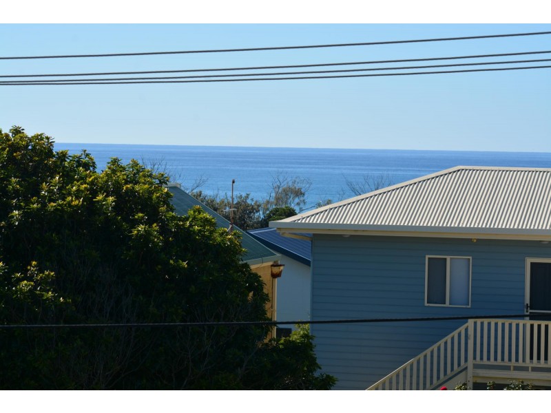 70 Blue Gum Avenue, Sandy Beach NSW 2456