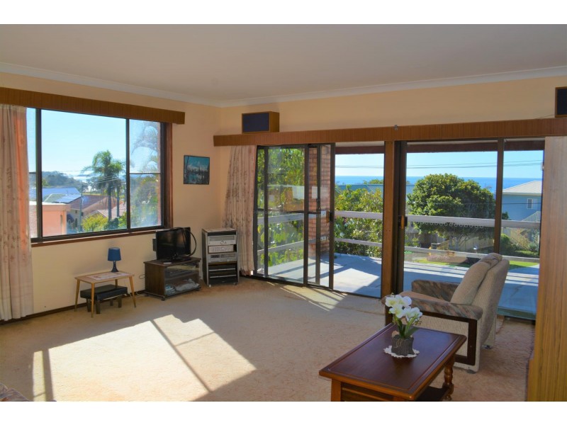 70 Blue Gum Avenue, Sandy Beach NSW 2456