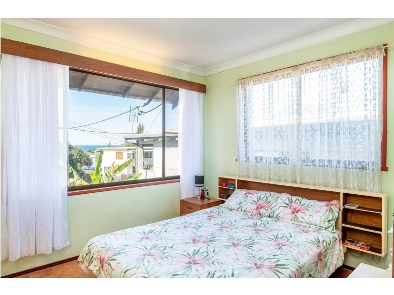 70 Blue Gum Avenue, Sandy Beach NSW 2456