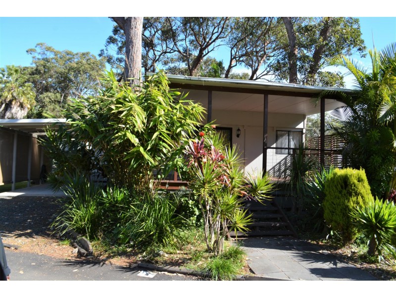 4 Hibiscus Road, Arrawarra NSW 2456