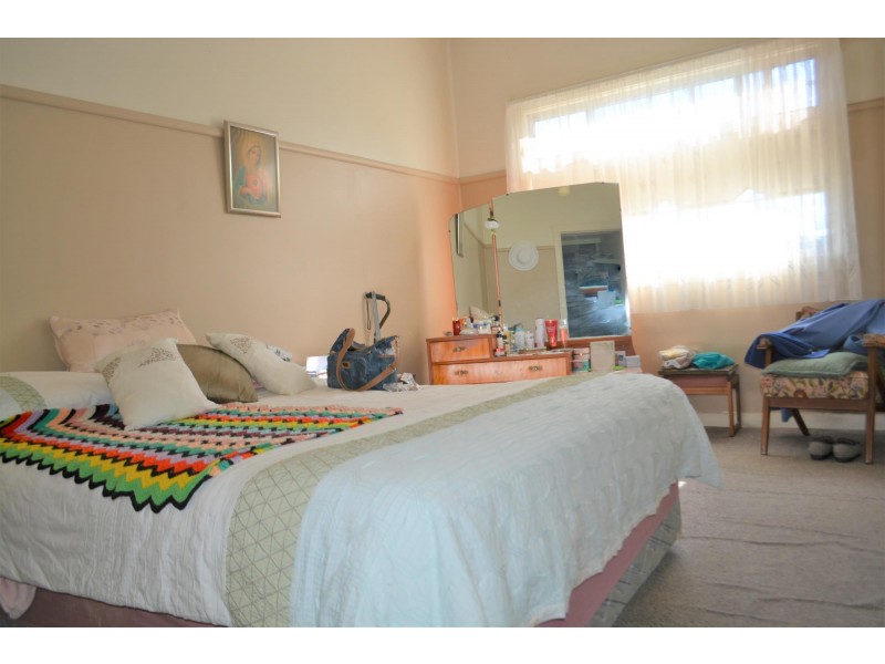 17 Clarence Street, Woolgoolga NSW 2456