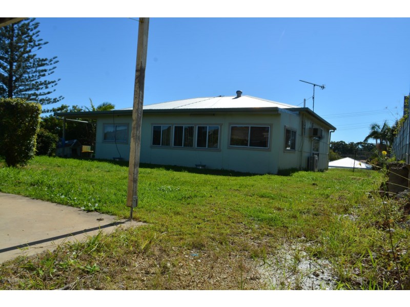 17 Clarence Street, Woolgoolga NSW 2456