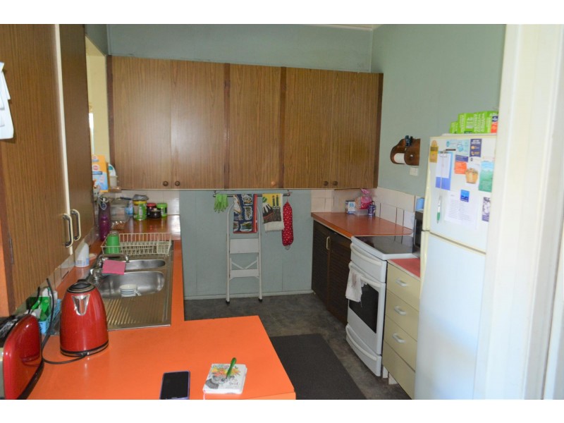 17 Clarence Street, Woolgoolga NSW 2456