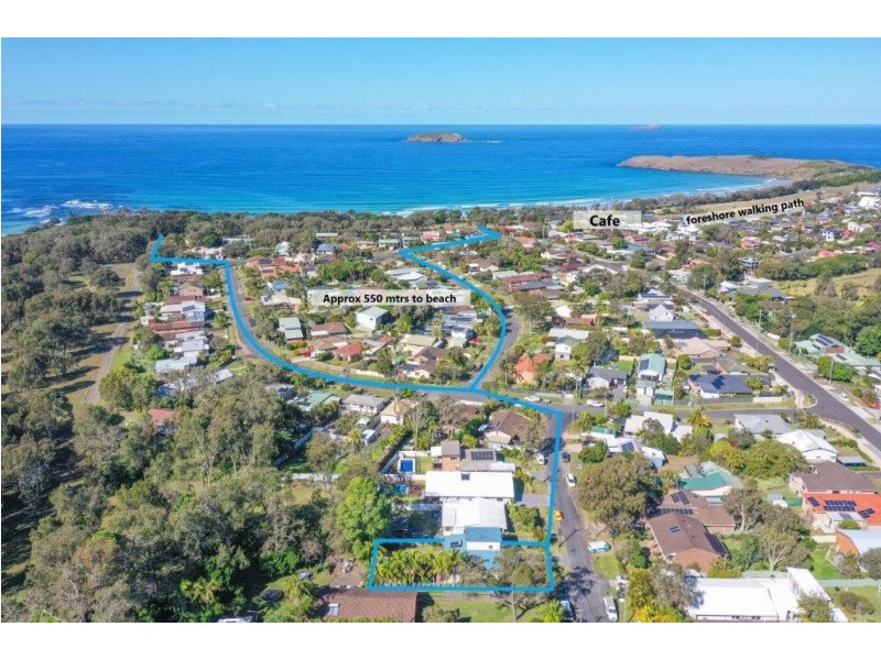 37 Pine Crescent, Sandy Beach NSW 2456