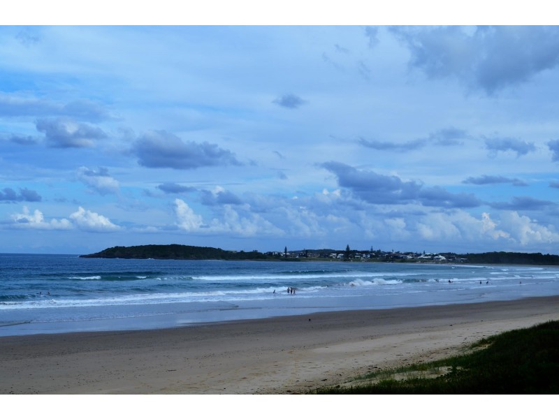 1A Sandpiper Avenue, Arrawarra NSW 2456