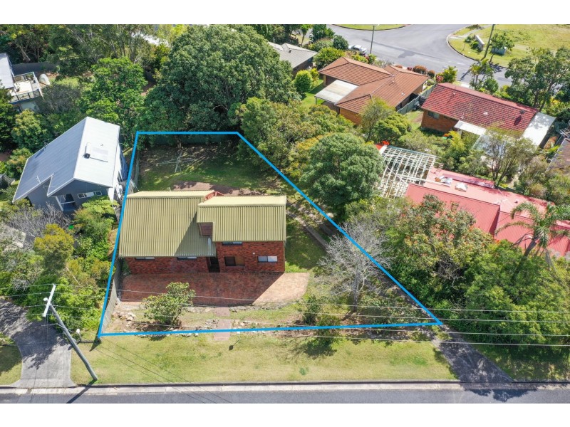 19 Schofield Drive, Safety Beach NSW 2456