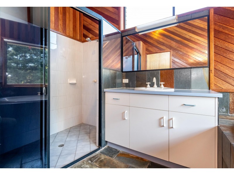 19 Schofield Drive, Safety Beach NSW 2456