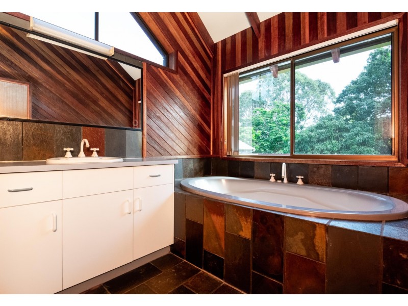 19 Schofield Drive, Safety Beach NSW 2456