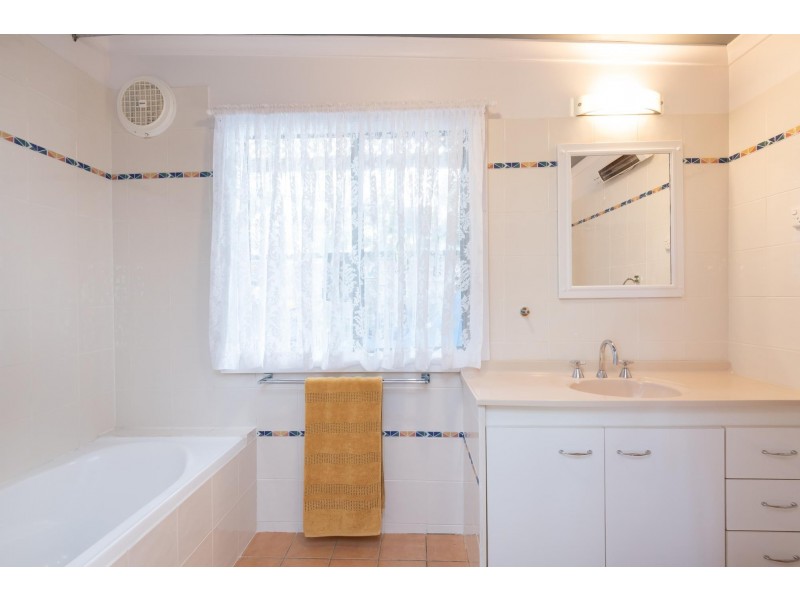 31 Poynten Drive, Emerald Beach NSW 2456